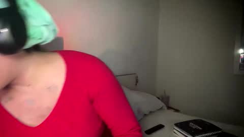Luisa Monsters online show from February 2, 2026, 12:42 am