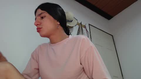 Luisita online show from March 9, 2026, 3:43 am