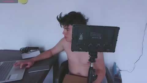 Luis S Kennedy online show from March 2, 2026, 1:29 pm