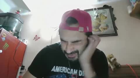 luismiastarot online show from September 24, 2025, 3:10 am