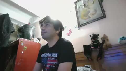 luismiastarot online show from December 18, 2025, 2:17 am