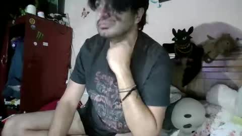 Snapshot of luismiastarot chatting on May 11, 2026, 4:51 am luismiastarot online show from May 11, 2026, 4:51 am