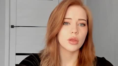 Lizzy online show from March 25, 2026, 10:43 am