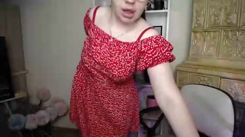 Snapshot of luizaheems_ chatting on June 22, 2026, 6:10 am Luiza online show from June 22, 2026, 6:10 am