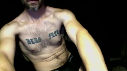 Snapshot of lujara chatting on April 18, 2026, 10:54 pm Lu online show from April 18, 2026, 10:54 pm