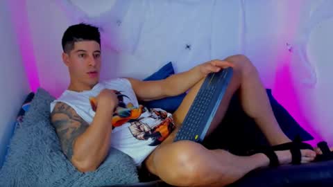 Lukas Green online show from October 17, 2025, 6:49 am