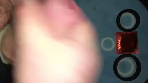 lukasaq online show from November 25, 2025, 2:39 pm