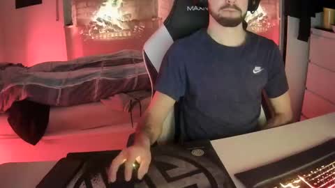 lukasschoetz online show from February 6, 2025, 12:26 pm