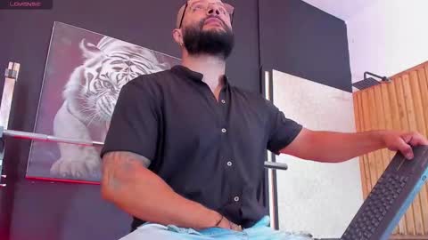 LUKE online show from November 2, 2025, 11:12 am