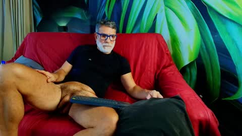 Luke Crews online show from September 30, 2025, 7:41 pm