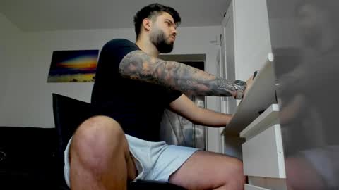 Snapshot of lukedenver chatting on January 19, 2025, 7:46 am Luke online show from January 19, 2025, 7:46 am