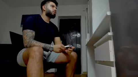 Snapshot of lukedenver chatting on February 13, 2025, 8:03 pm Luke online show from February 13, 2025, 8:03 pm