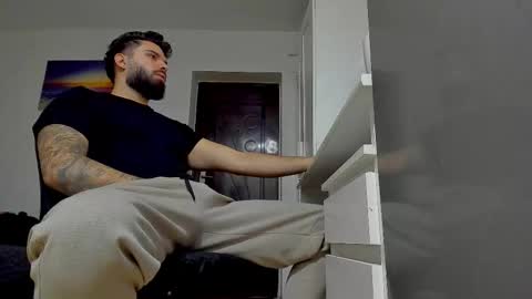 Snapshot of lukedenver chatting on October 7, 2025, 6:21 am Luke online show from October 7, 2025, 6:21 am