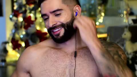 Lukhas f4f online show from December 15, 2024, 3:02 am