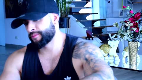 Lukhas f4f online show from January 25, 2025, 7:07 pm