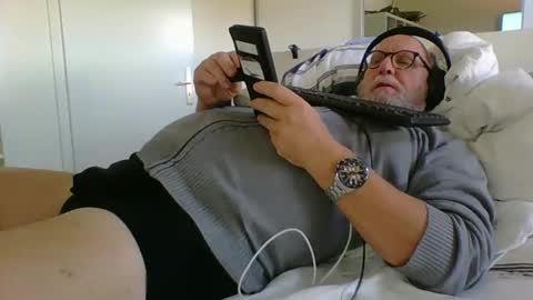 luley58 online show from February 1, 2025, 9:54 am