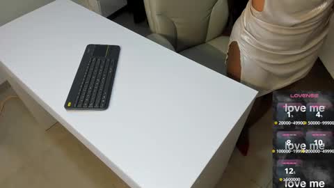 lulu online show from February 12, 2025, 12:44 pm