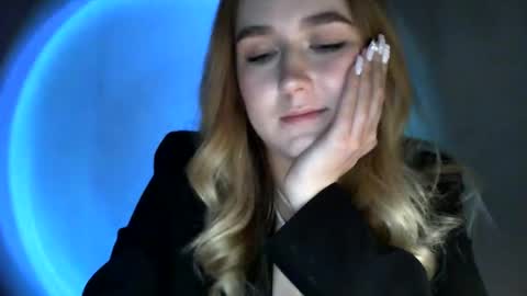 Lulu Baby18 online show from February 5, 2025, 10:33 pm