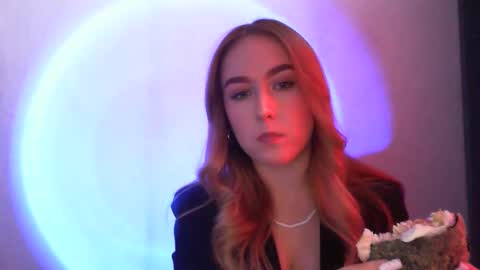 Lulu Baby18 online show from February 9, 2025, 2:18 pm