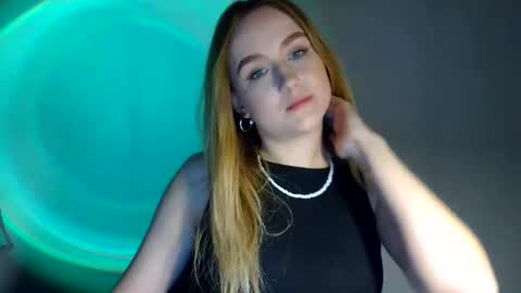 Lulu Baby18 online show from February 26, 2025, 10:20 pm