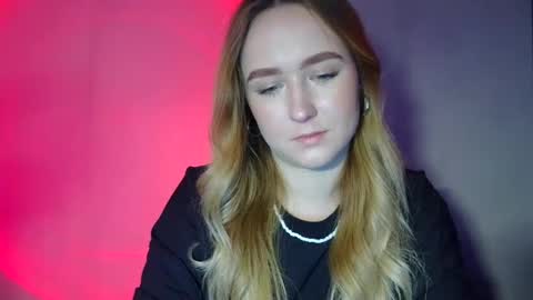 Lulu Baby18 online show from March 11, 2025, 4:07 pm