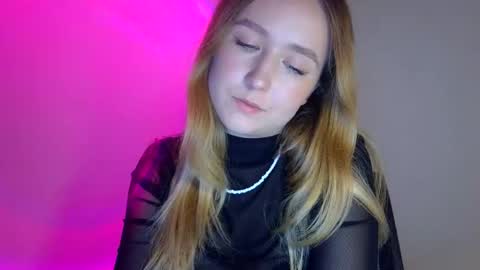 Lulu Baby18 online show from October 3, 2025, 9:23 pm