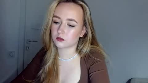 Lulu Baby18 online show from April 11, 2026, 6:12 pm