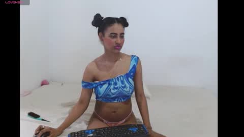 LULU LIZ online show from January 15, 2025, 9:51 pm