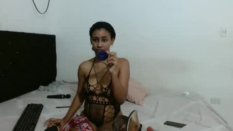 LULU LIZ online show from October 4, 2025, 8:51 pm