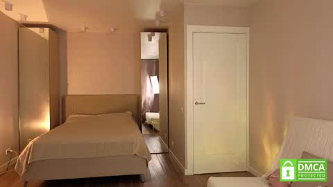 Lulu online show from October 25, 2025, 3:51 pm