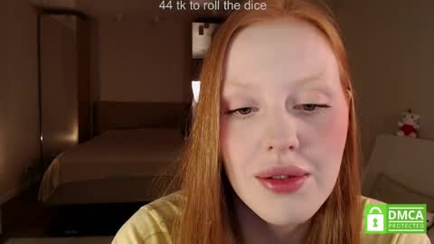 Snapshot of lulu_moons chatting on May 6, 2026, 4:34 pm Lulu online show from May 6, 2026, 4:34 pm