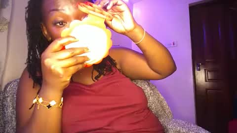 lulu_sparks1 online show from September 14, 2025, 5:17 am