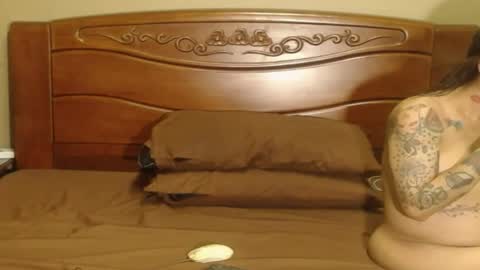 lulu_wild online show from April 15, 2026, 10:00 am