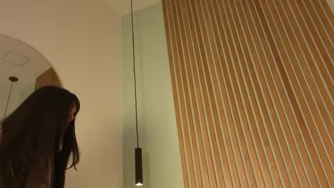 lulu_wonder online show from October 17, 2025, 8:11 pm