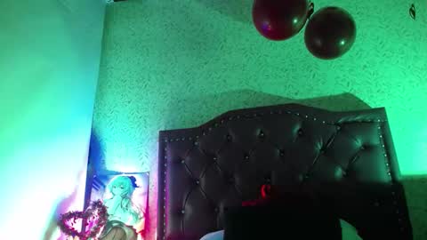 Luly online show from February 19, 2026, 2:40 am