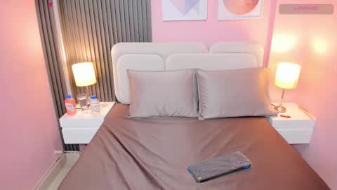 luly_dreams online show from October 29, 2025, 3:42 am