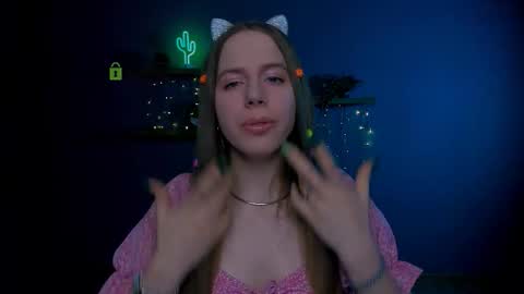 Sweet Lumi online show from February 13, 2026, 9:16 am