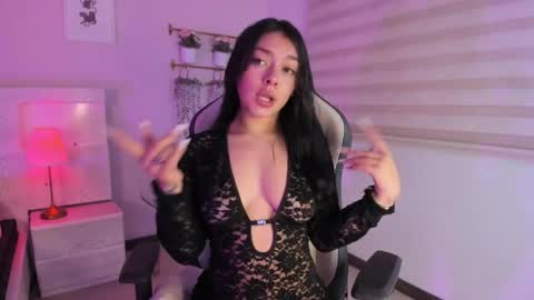 Snapshot of lummii_ chatting on June 8, 2026, 7:36 pm lummii_ online show from June 8, 2026, 7:36 pm