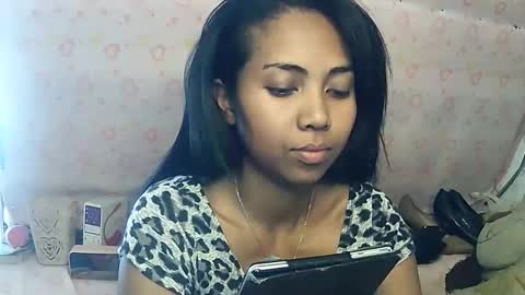 Luna online show from October 25, 2025, 7:05 am