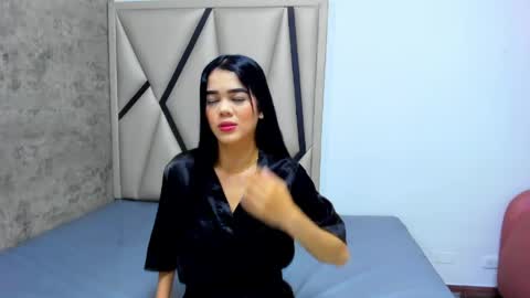 Luna online show from April 21, 2026, 12:11 pm