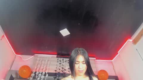 luna online show from October 7, 2025, 1:25 am