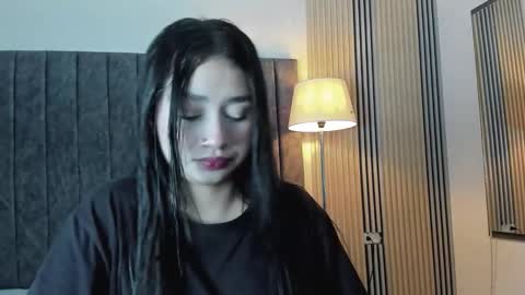 luna and banji online show from January 6, 2026, 3:43 am