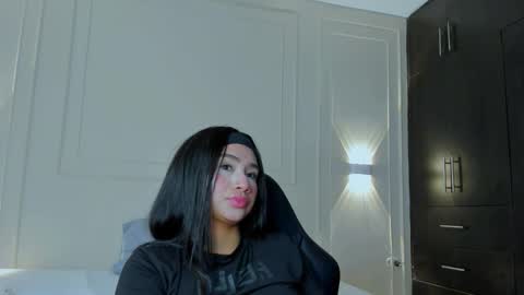 luna and banji online show from February 9, 2026, 3:32 am