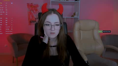 Snapshot of luna_berryy chatting on February 5, 2025, 11:28 pm luna_berryy online show from February 5, 2025, 11:28 pm