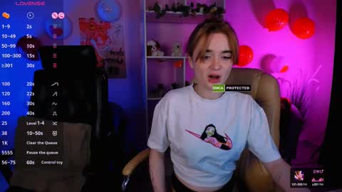 Snapshot of luna_berryy chatting on February 15, 2025, 12:04 am luna_berryy online show from February 15, 2025, 12:04 am