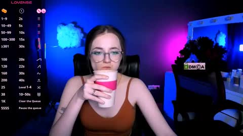 Snapshot of luna_berryy chatting on February 26, 2025, 2:15 am luna_berryy online show from February 26, 2025, 2:15 am