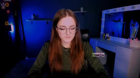 Snapshot of luna_berryy chatting on March 10, 2025, 8:34 pm luna_berryy online show from March 10, 2025, 8:34 pm