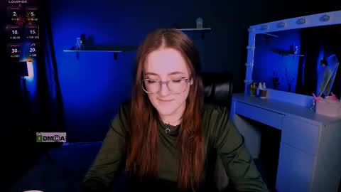 Snapshot of luna_berryy chatting on March 11, 2025, 5:49 am luna_berryy online show from March 11, 2025, 5:49 am