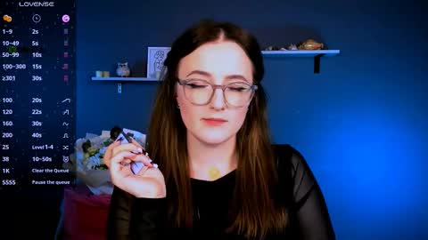 Snapshot of luna_berryy chatting on November 5, 2025, 8:31 pm luna_berryy online show from November 5, 2025, 8:31 pm