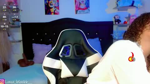 Luna online show from October 21, 2025, 9:15 pm